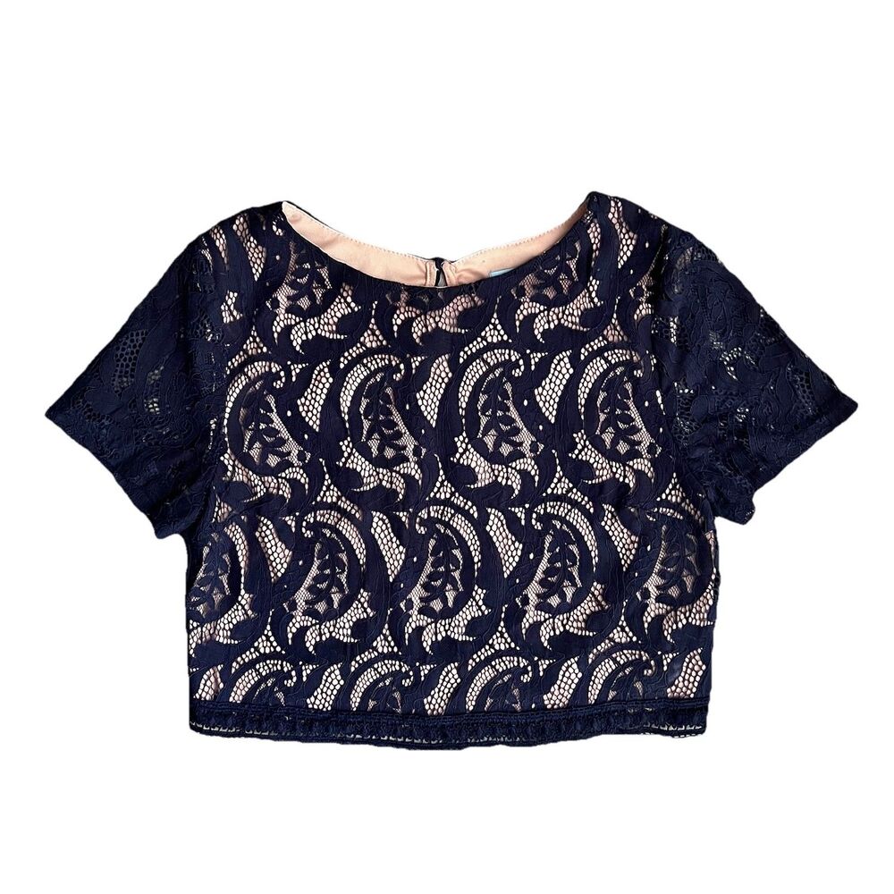She & Sky Size Small Black Lace Lined Blouse Top Cropped Holiday Party Wedding